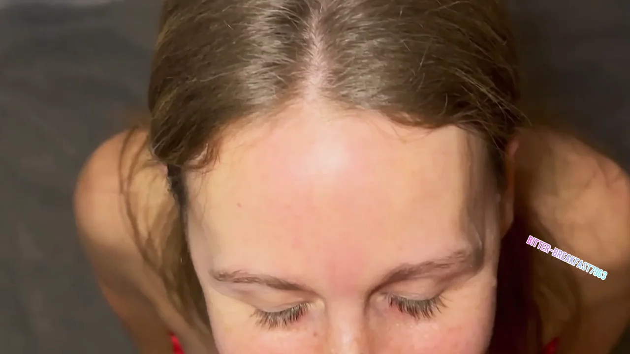 A no makeup cum shot…