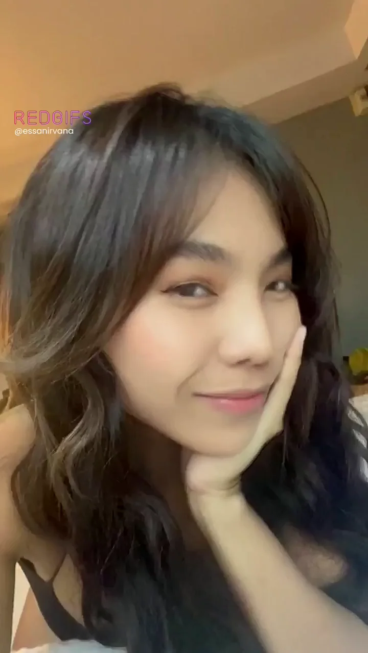 Can you handle the beauty of these mesmerizing Asian ? 🤩