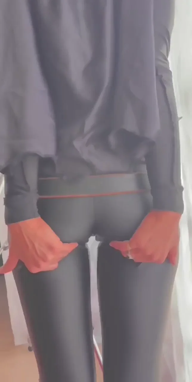 When a hot milf tries cosplay…