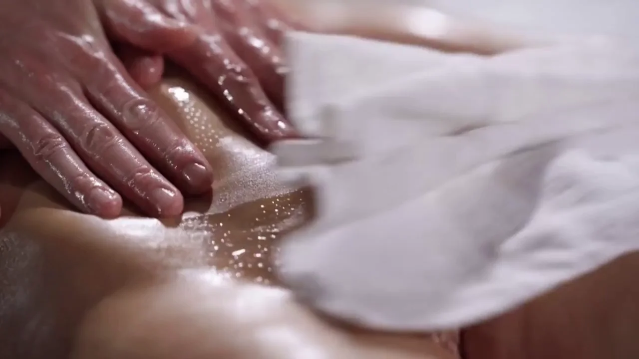 [/r/WetOil] Josephine Jackson massage