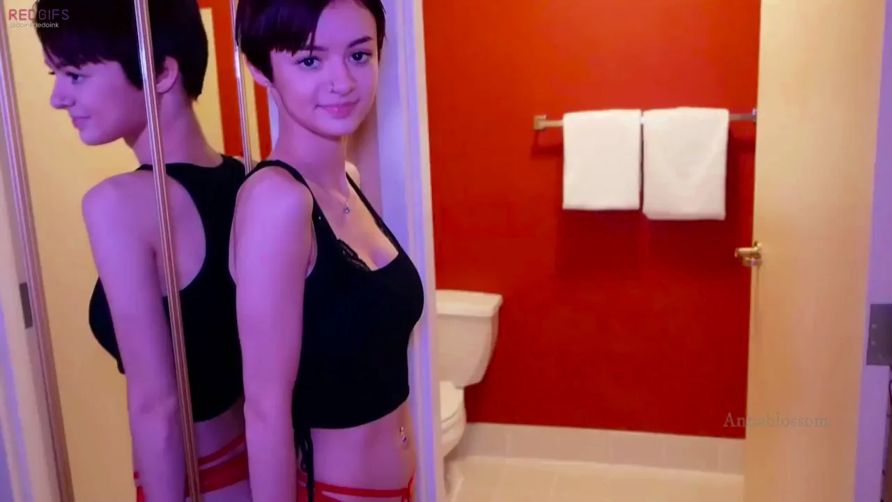 Vegas Slutwife Films BF's Bathroom Tease to Bed Pounding Frenzy