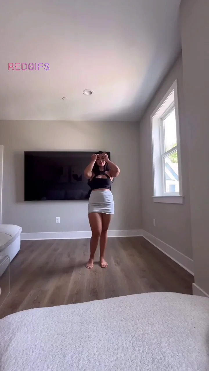 If you could pick one person to give you a blowjob who would you pick