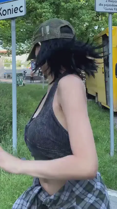 KISS OF LIFE - Natty