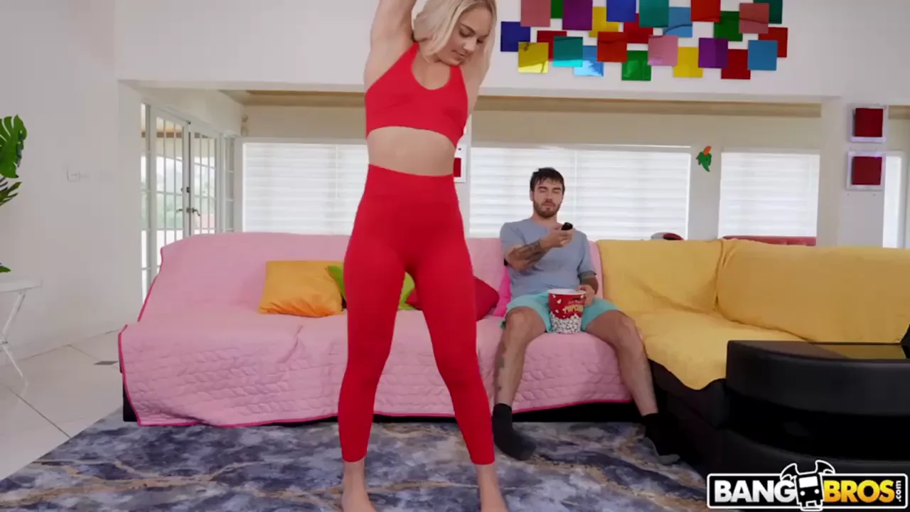 🍿 Kelsey Kane's Exploding Popcorn Pussy Tease 🔥