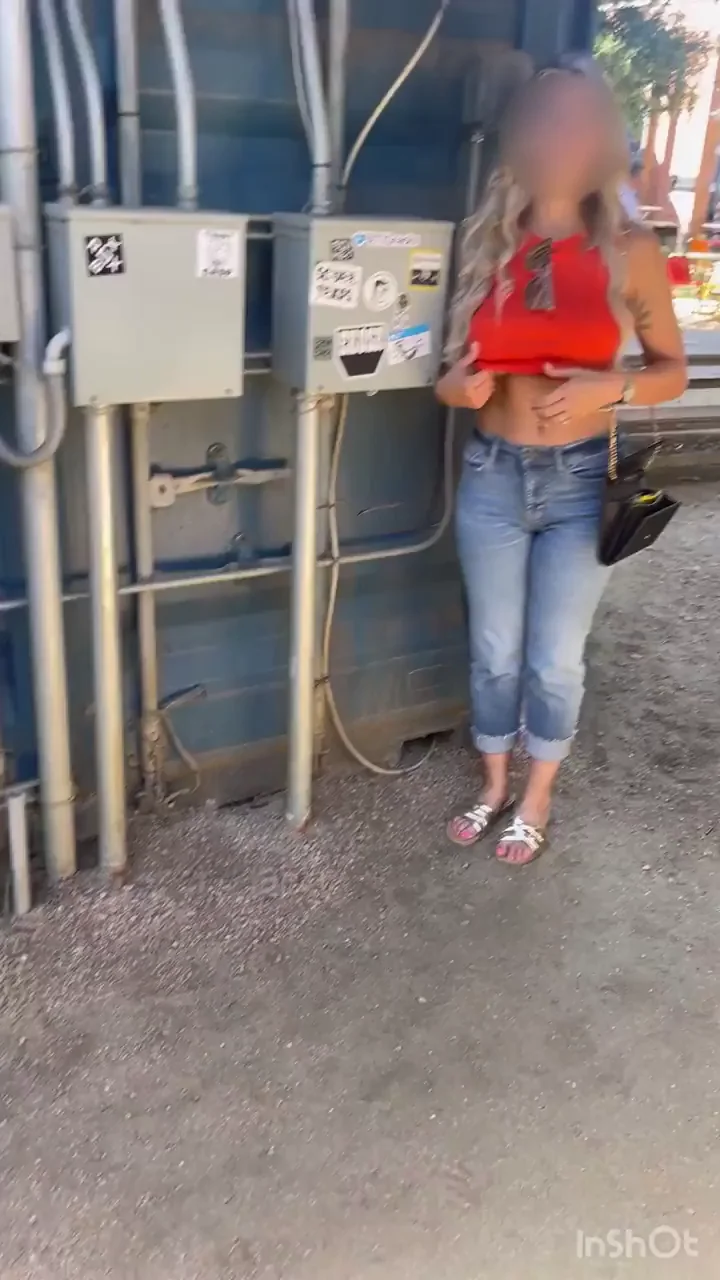 Blonde Bombshell Flashes Massive Tits at Stadium Power Box During Day Game