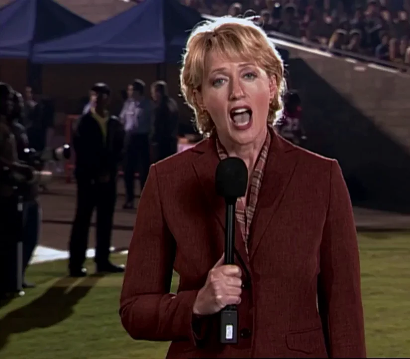 Lisa Long's Hot Mic Tease on the Field 😈🎤🍑