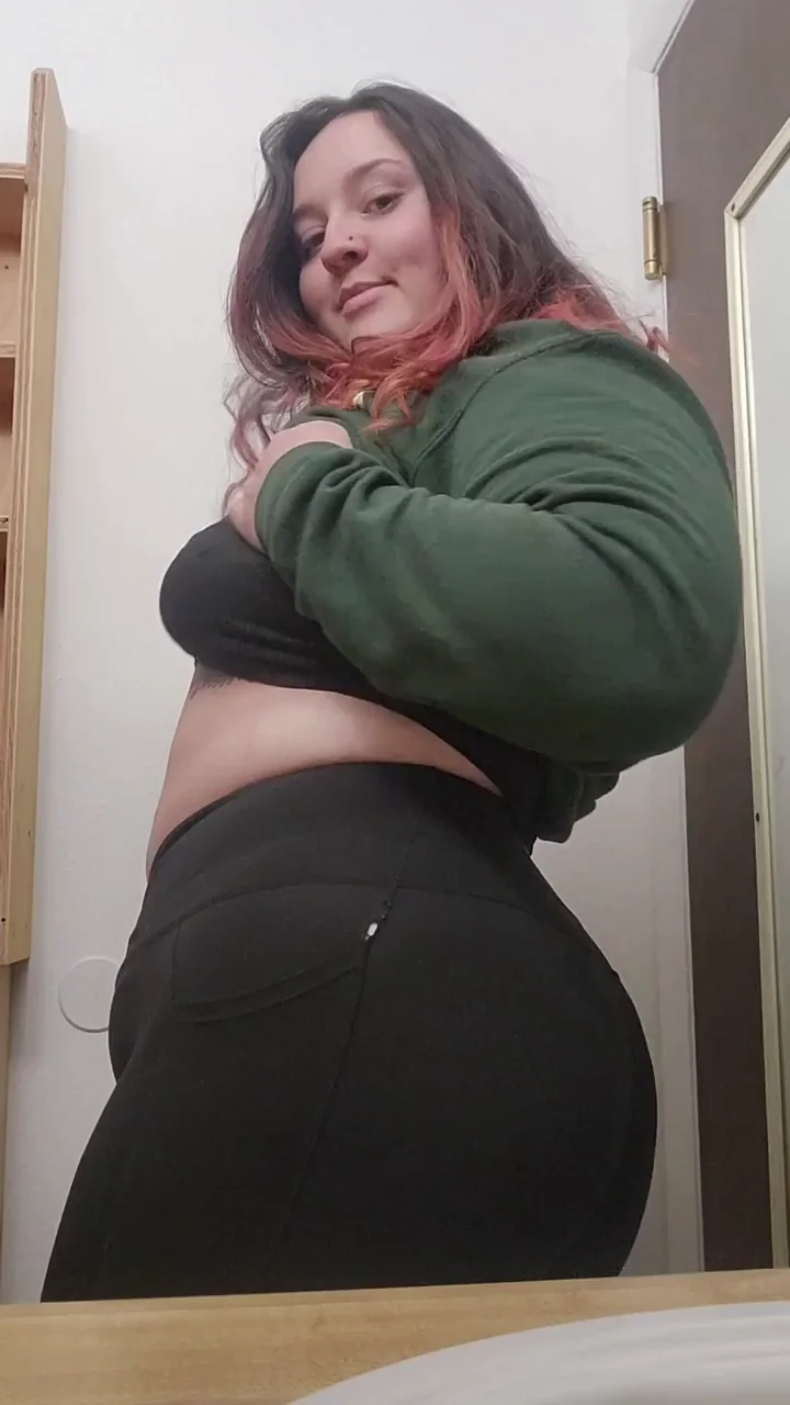It's hump day, meet me in the bathroom and let's celebrate