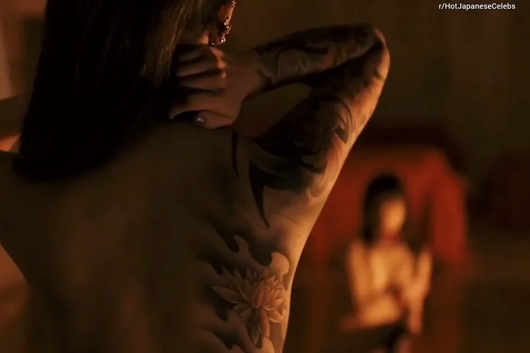 Maiko Amano & Noriko Hamada's Steamy Asian Lesbian Embrace 🔥👭