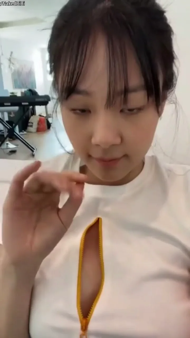 Iconic BiBi INS Live