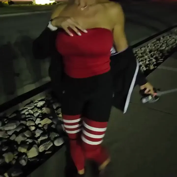 Doggies Need Walkin ;)
