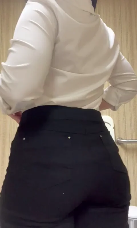 Office Slut Tease: Free Use Ass in the Bathroom 😈🍑