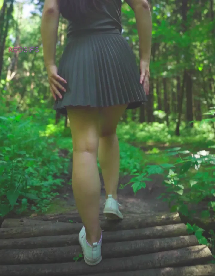 Forest Slut Strolls: No Panties, Full Ass Flash