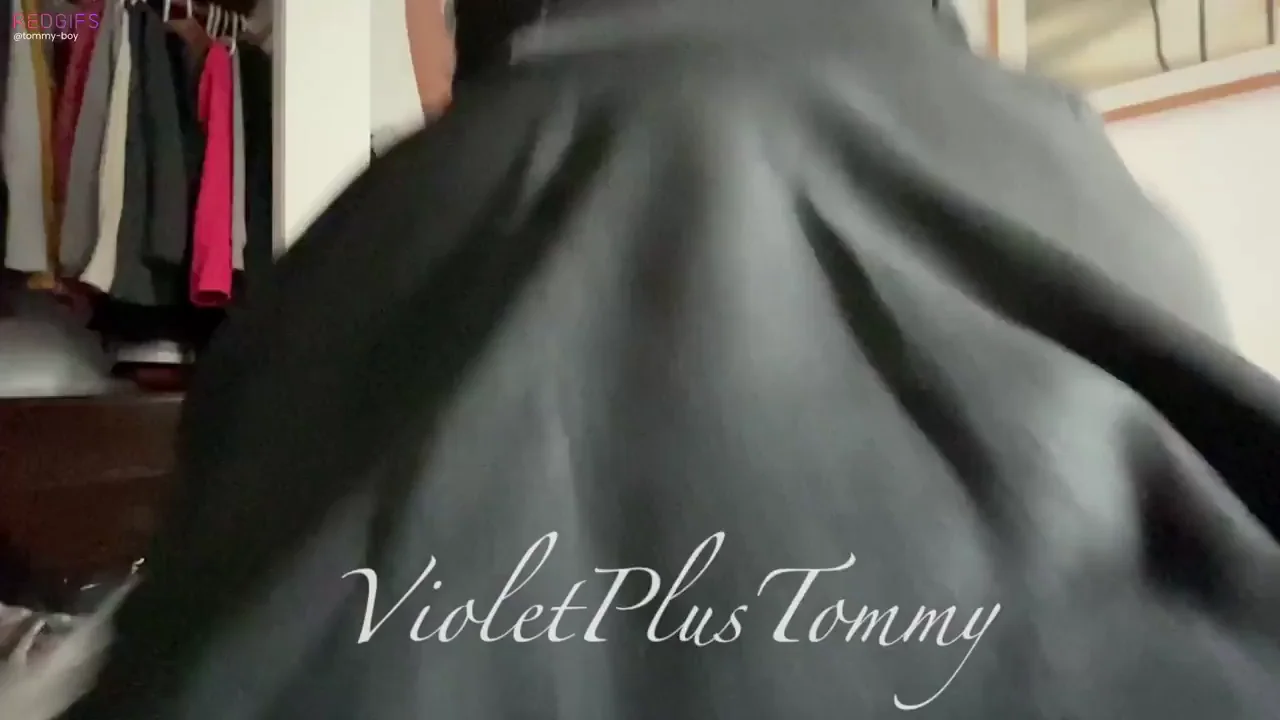 Skirt Up for Facesitting Feast on Your Hungry Tongue