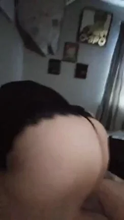 Watch This Juicy Ass Jiggle in Public 🔥🍑