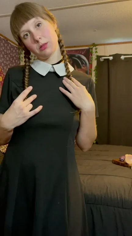 Wednesday Addams Goth GF Bares Her Massive Titties 🍑🖤