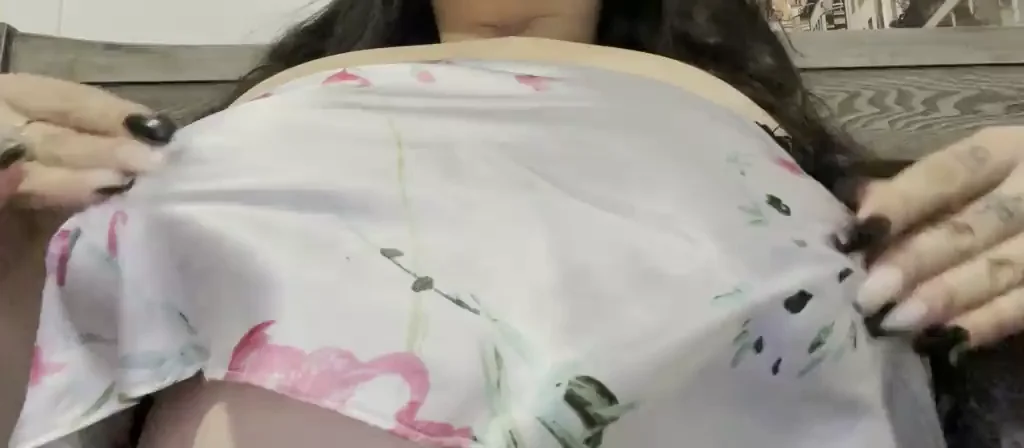 Make me a mom so these milkers could plump up more! ?