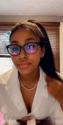 Are Looking For A Naughty Schoolgirl ? ?? (4GB Mega???)