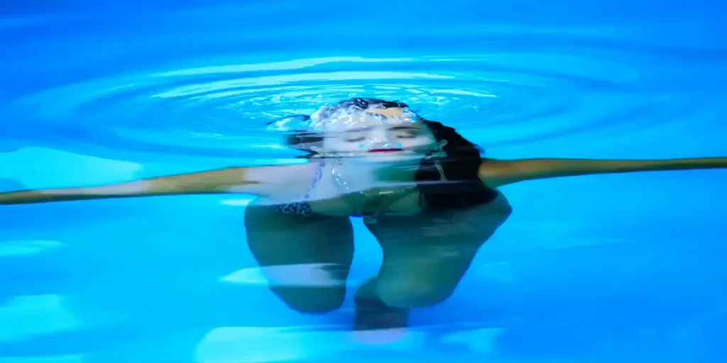 Ruby O. Fee's Underwater Tease in 'Polar' – Slutty Poolside Curves