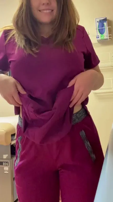 A quick clip of some boobies. Sometimes you just gotta do a little video