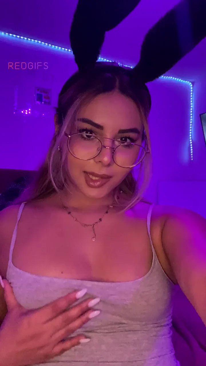 Naming My Juicy Bunny Boobs 😈🍒