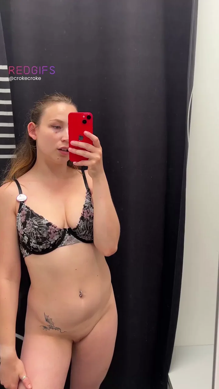 🖤 Obsessed with This Lacy Bra in the Changing Room 💋