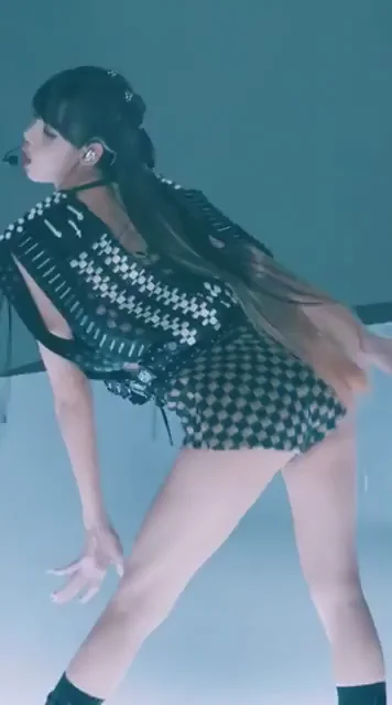 BLACKPINK - Lisa