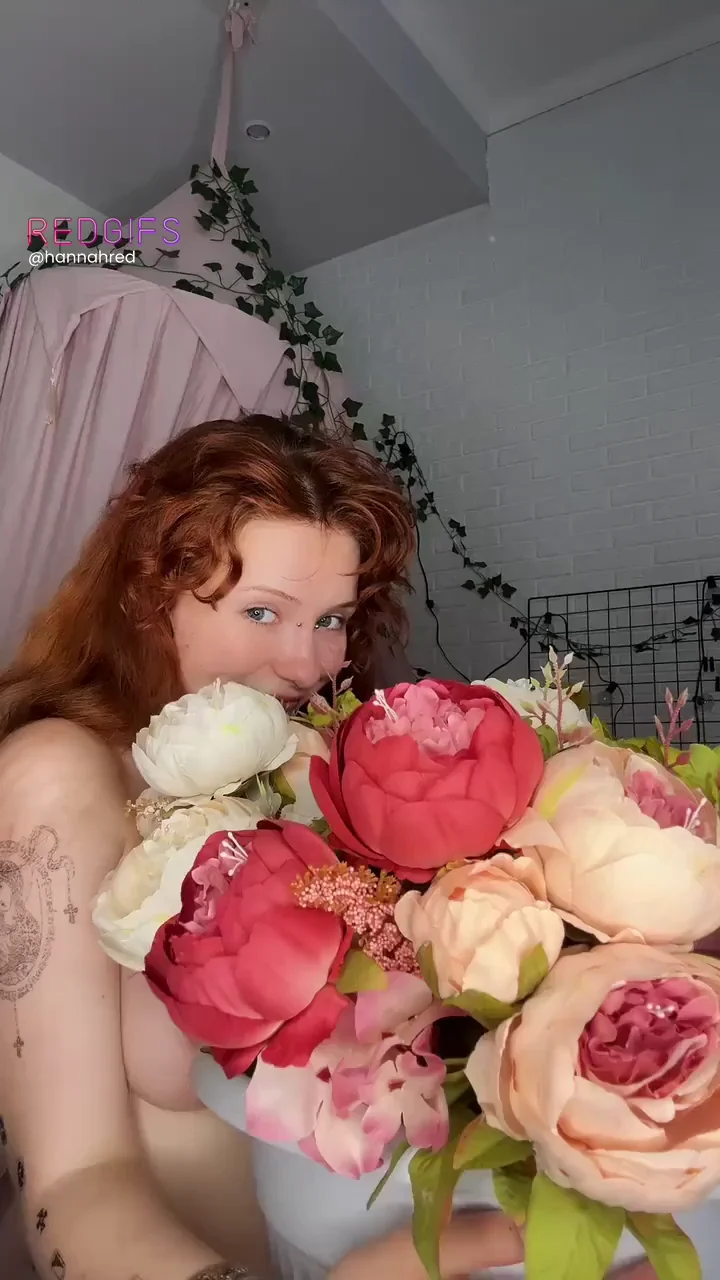 Making favorite tiktoks with my naked boobs