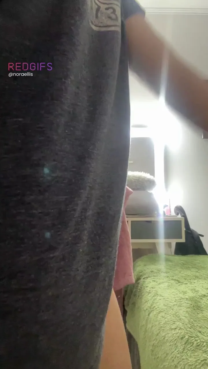 wondering if you'd give my ass a good pounding if i asked nicely