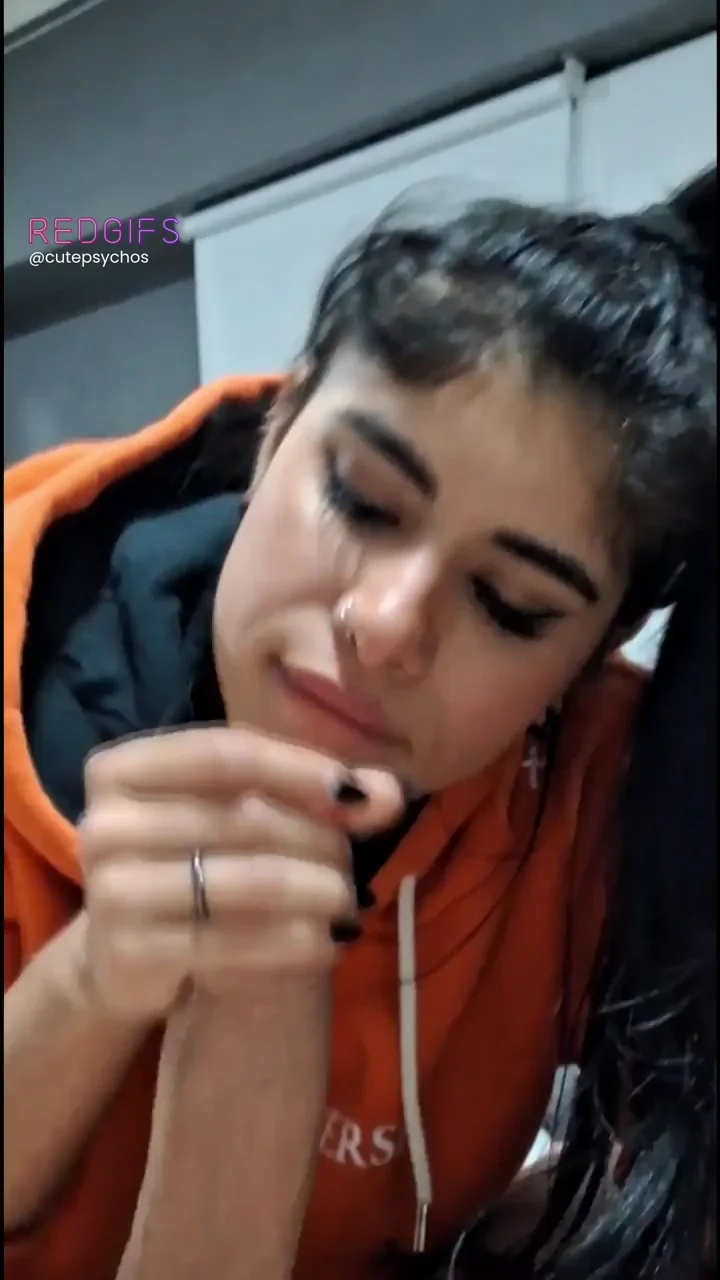 I know it's a waste of cum, but it looks very hot falling out of my mouth.