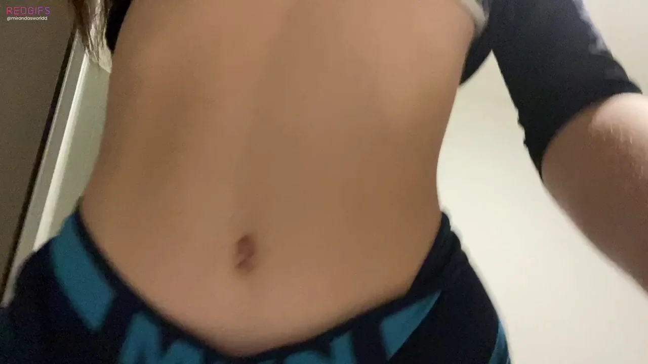 Petite Slut's Thong-Clad Bubble Butt Tease That'll Stiffen Your Cock