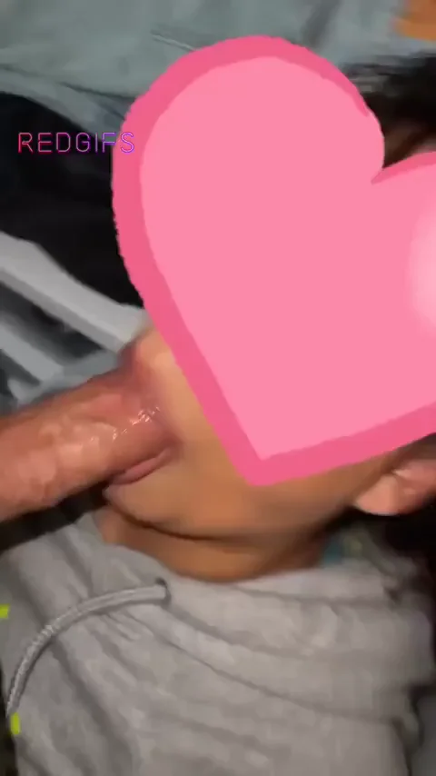 Wifey Slobbering on Hubby's Fat Cock 🤤💦