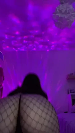 Girlfriend's Mesmerizing Fishnet Ass Twerk Fest