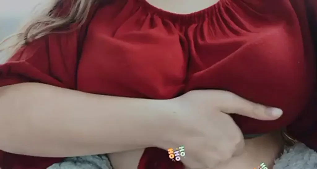 Whatcha Think of This Epic Titty Drop? 🍈🍈💦
