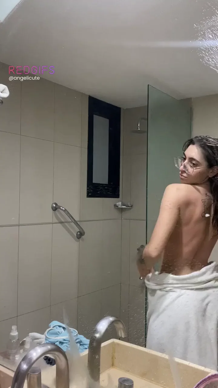 Lonely Latina Babe Teases in Bathroom Towel Drop 💦🫦