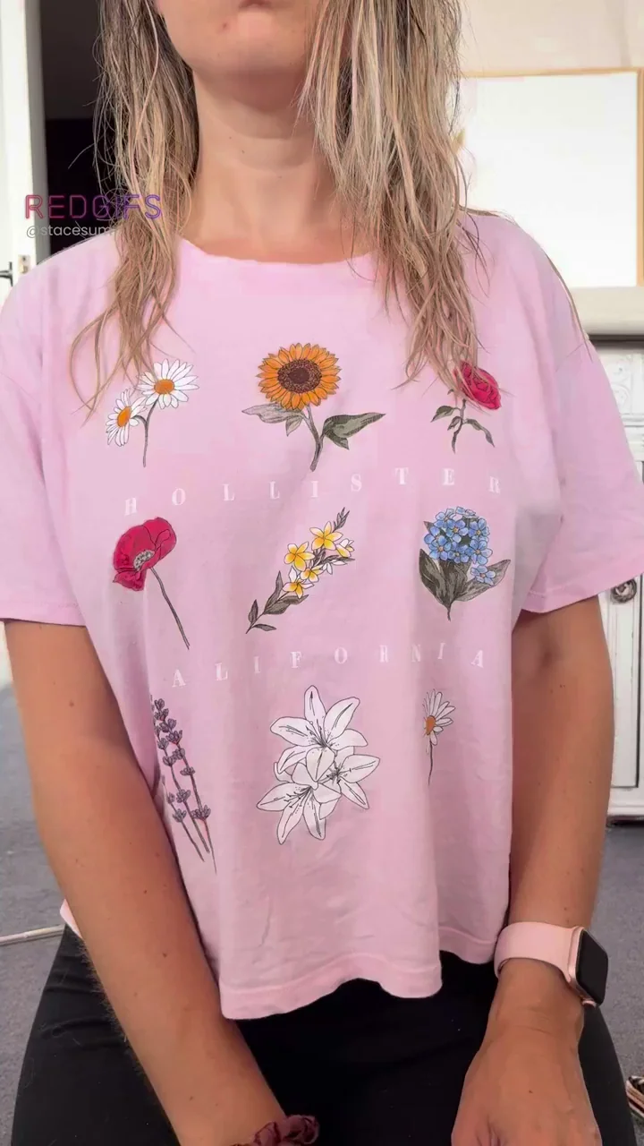 Cute Pink Floral Top Titty Drop 💕🍈🍈