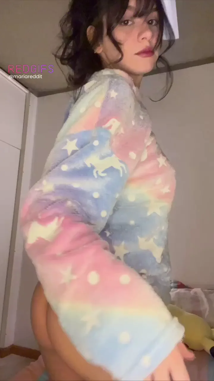 Petite Unicorn Slut's Ass Tease: Tiny Body, Massive Curves