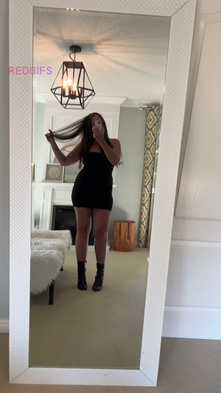 Step Mom's Party Tease: Serving My Juicy Appetizers 🍑🔥