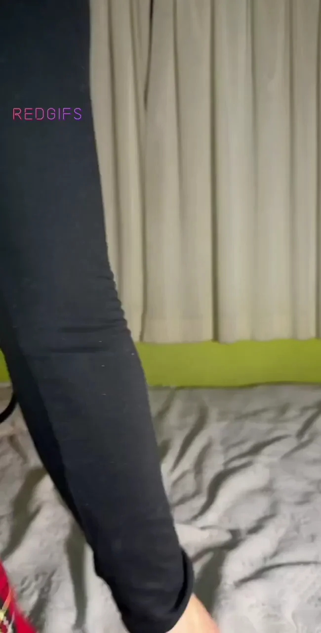 Strip Me Naked Babe 😈🍑 College Slut Tease