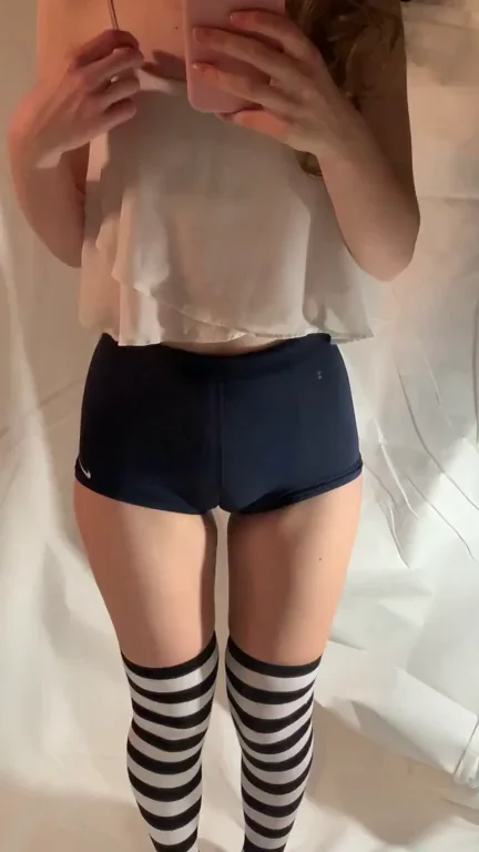 Cute Tease Drops Her Perky Titties to Get You Rock Hard! 😍💦