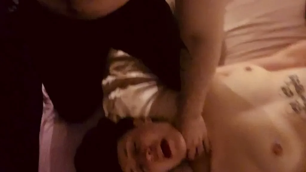 Daisy can't stop moaning when she's tied down [M] [F]