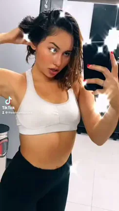 I’m bored cum chat w me
