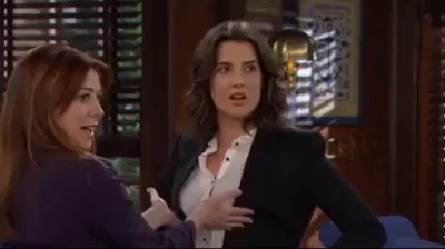 Alyson Hannigan grabbing Cobie Smulders plots in How I Met Your Mother