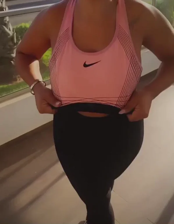 Neighborhood Daddies Drool Over My Workout Tease Flash 💖😈