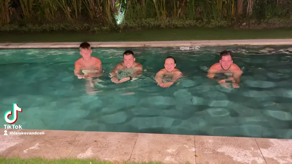 Bali Pool Party: Tattooed Dudes and Busty Babe Get Naughty ?