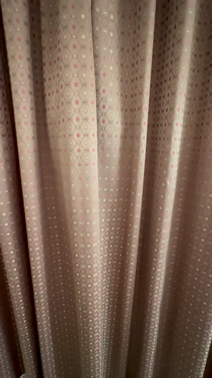Exposing My Juicy Ass for Your Boner 😈🍑