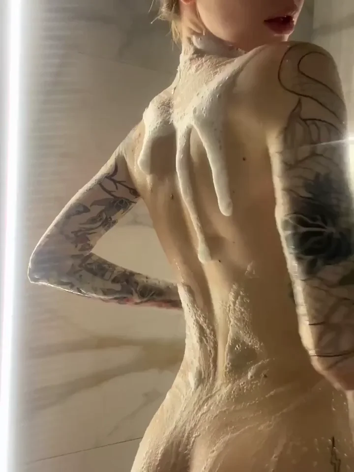 Fresh Inked F20 Slut Soaping Her Tight Young Pussy 💦🕷️