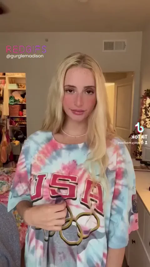 Oops, my boobs fell out