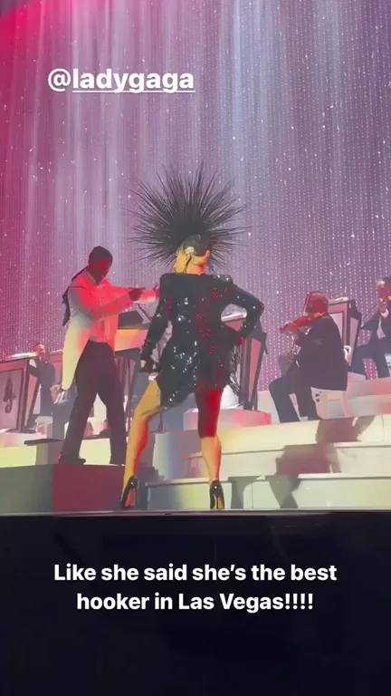Lady Gaga's Slutty Vegas Booty Shake: Hooker Queen on Stage