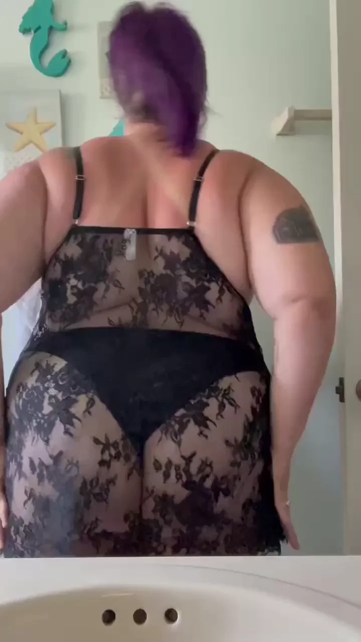 I’ll lift it up & you take of(f) my panties 🤭