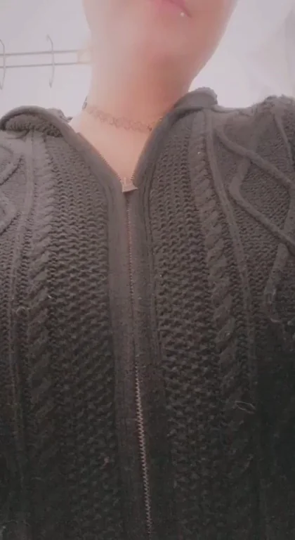 Slow Tease or Face-Bouncing Big Milky Tits? 🍈🍈💦